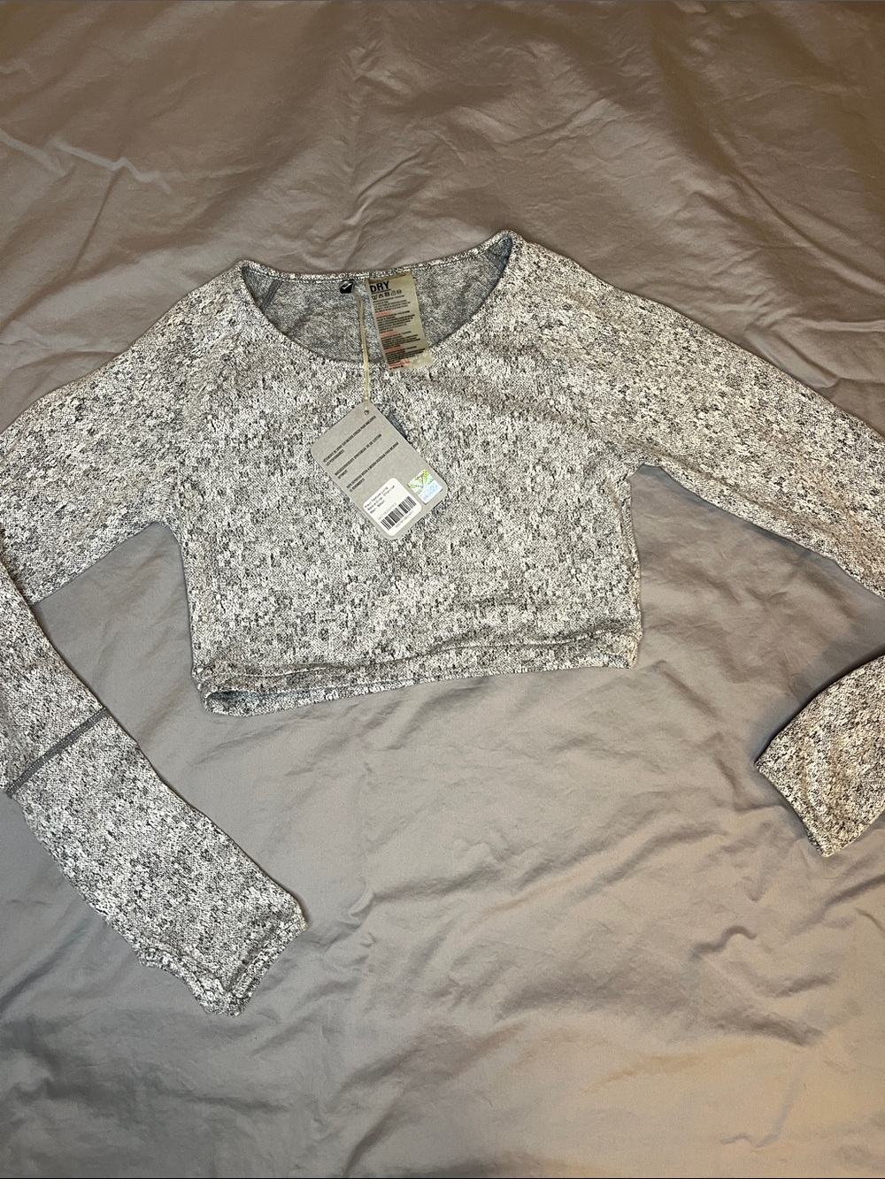 NWT Gym shark Fleur texture long sleeve crop- charcoal Marl Sz. Sm.